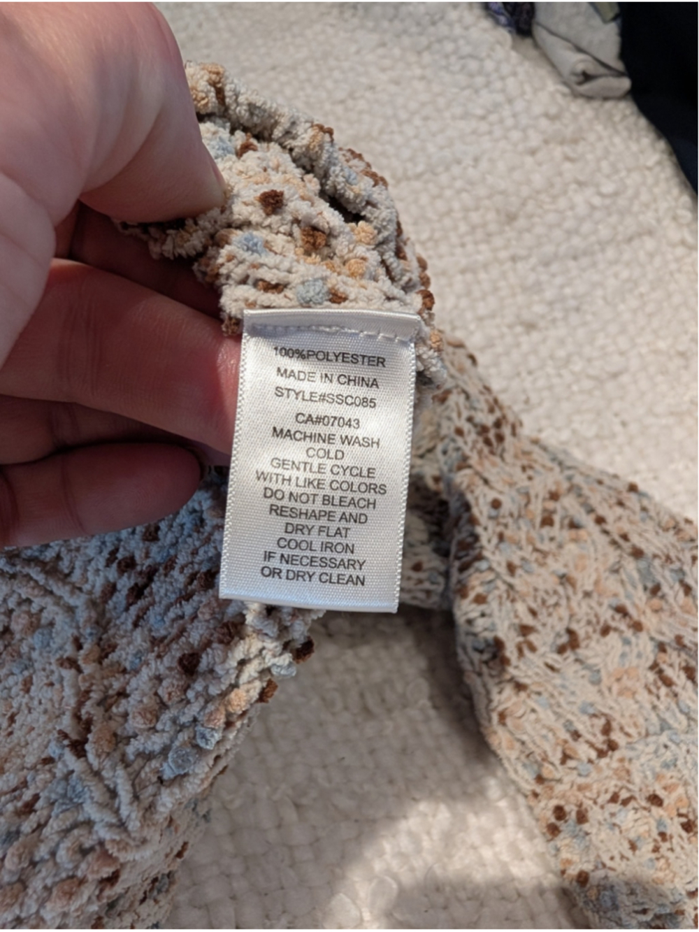 669 - Moon & Madison XS Oversized Cropped Open Knit Sweater Neutral Boho - Picture 4 of 9